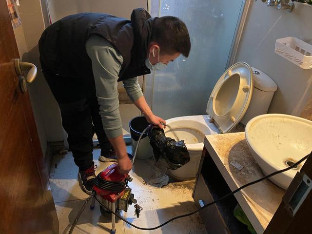 黄龙马桶疏通-疏通下水道