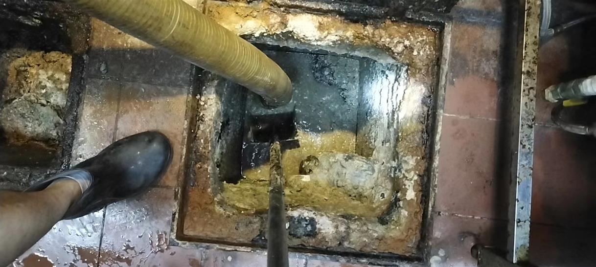 黄龙污水池清理一般都有毒气，怎么预防中毒呢？